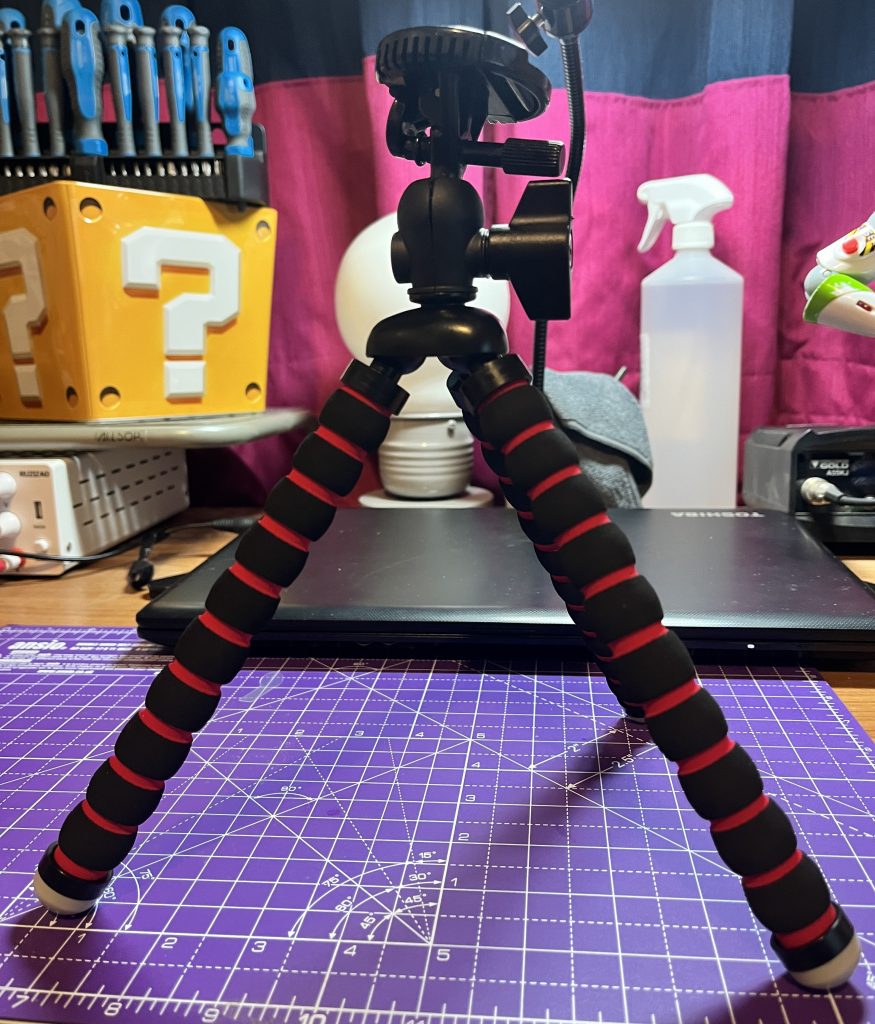 The Flexible Tripod