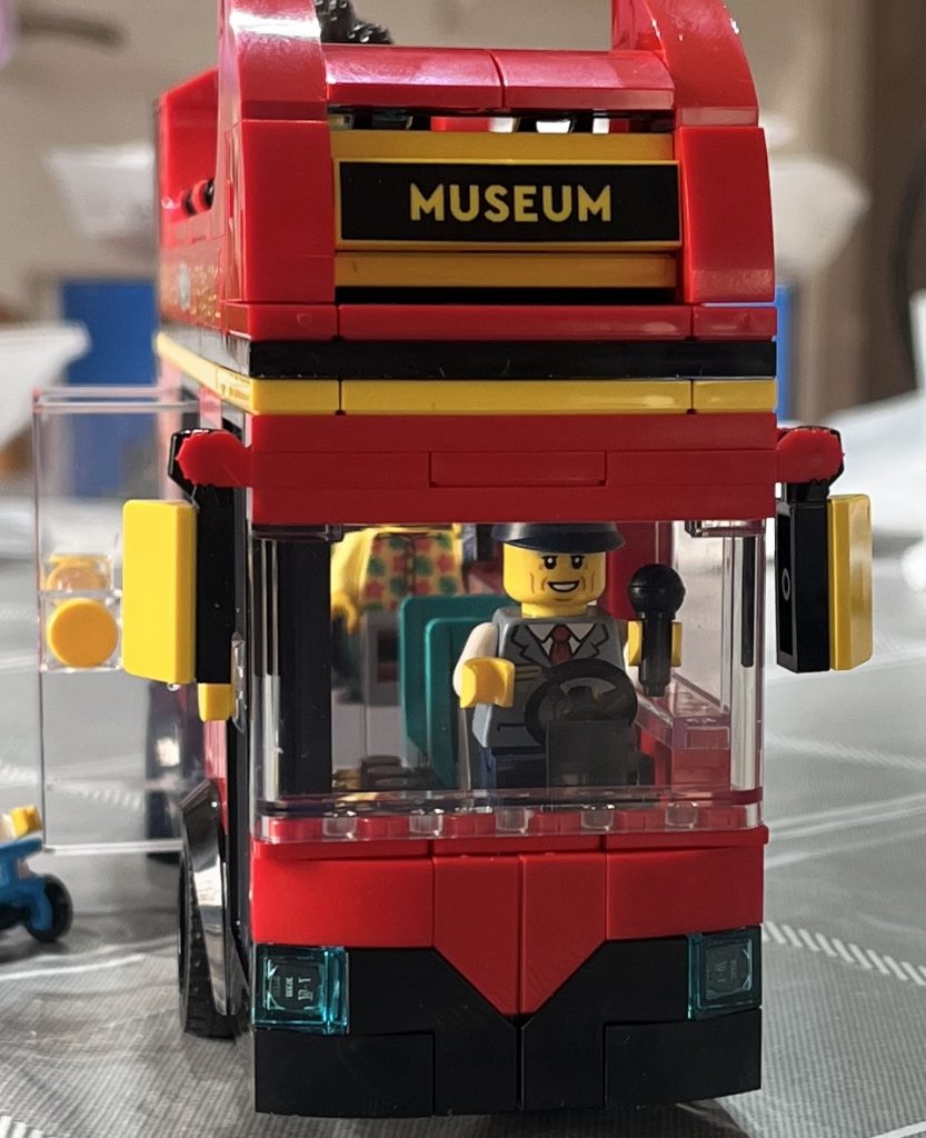 Set Review – 60407 Red Sightseeing Bus