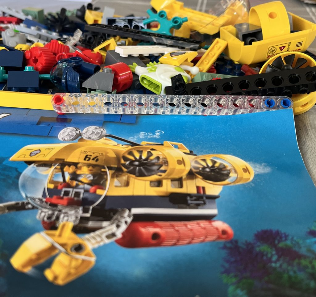 Set Review – 60264 Ocean Explorer Sub (Find)