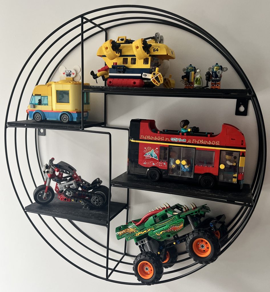 A Display in a Cirle