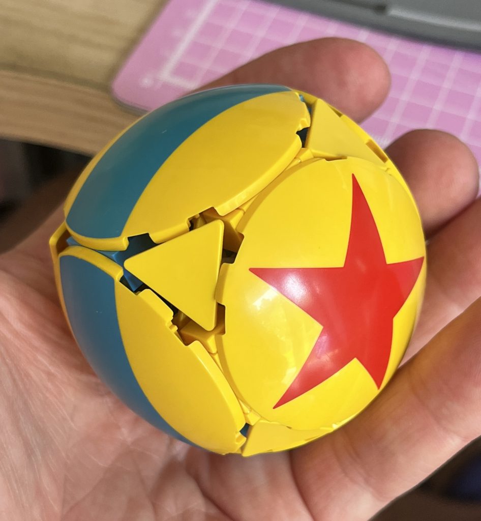 Set Review – 21357 Disney Pixar Luxo Jr.