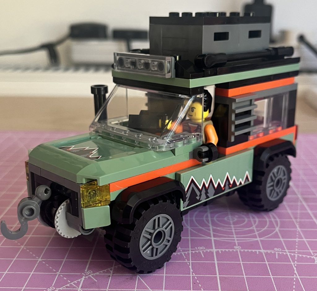 Set Review – 60447 4X4 Mountain Truck