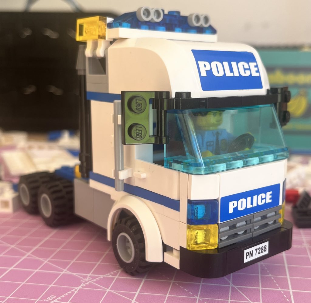 Set Review – 7288 Police Mobile Unit (Find)